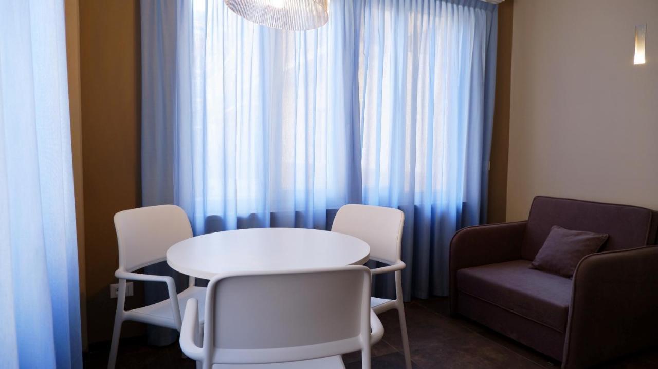 Pianomare Riviera Apartments And Rooms Imperia Bagian luar foto