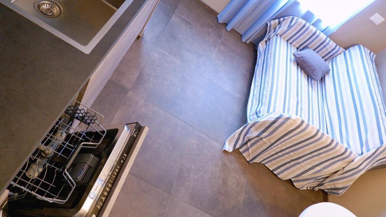 Pianomare Riviera Apartments And Rooms Imperia Bagian luar foto
